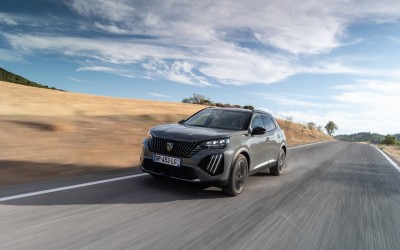 Γιατί το Peugeot 2008 σπάει το ρεκόρ πωλήσεων; Δείτε τι το κάνει ξεχωριστό!