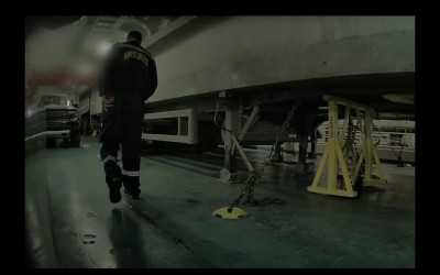 Video-ντοκουμέντο: Tesla τσάκωσε πλήρωμα πλοίου - Δείτε τι απίστευτο έκανε