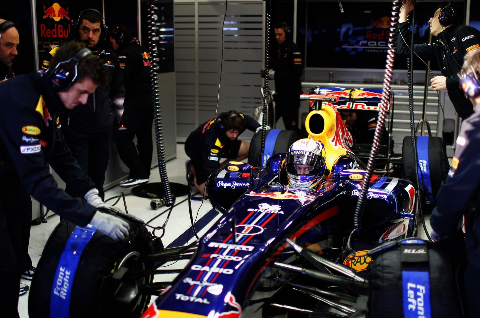 F1: Πρώτη μέρα δοκιμών στην Βαρκελώνη