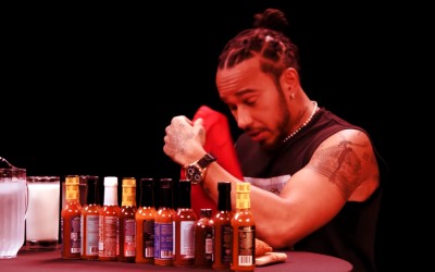 To viral - video της χρονιάς: Έβαλε τα κλάματα ο Lewis Hamilton [video] 