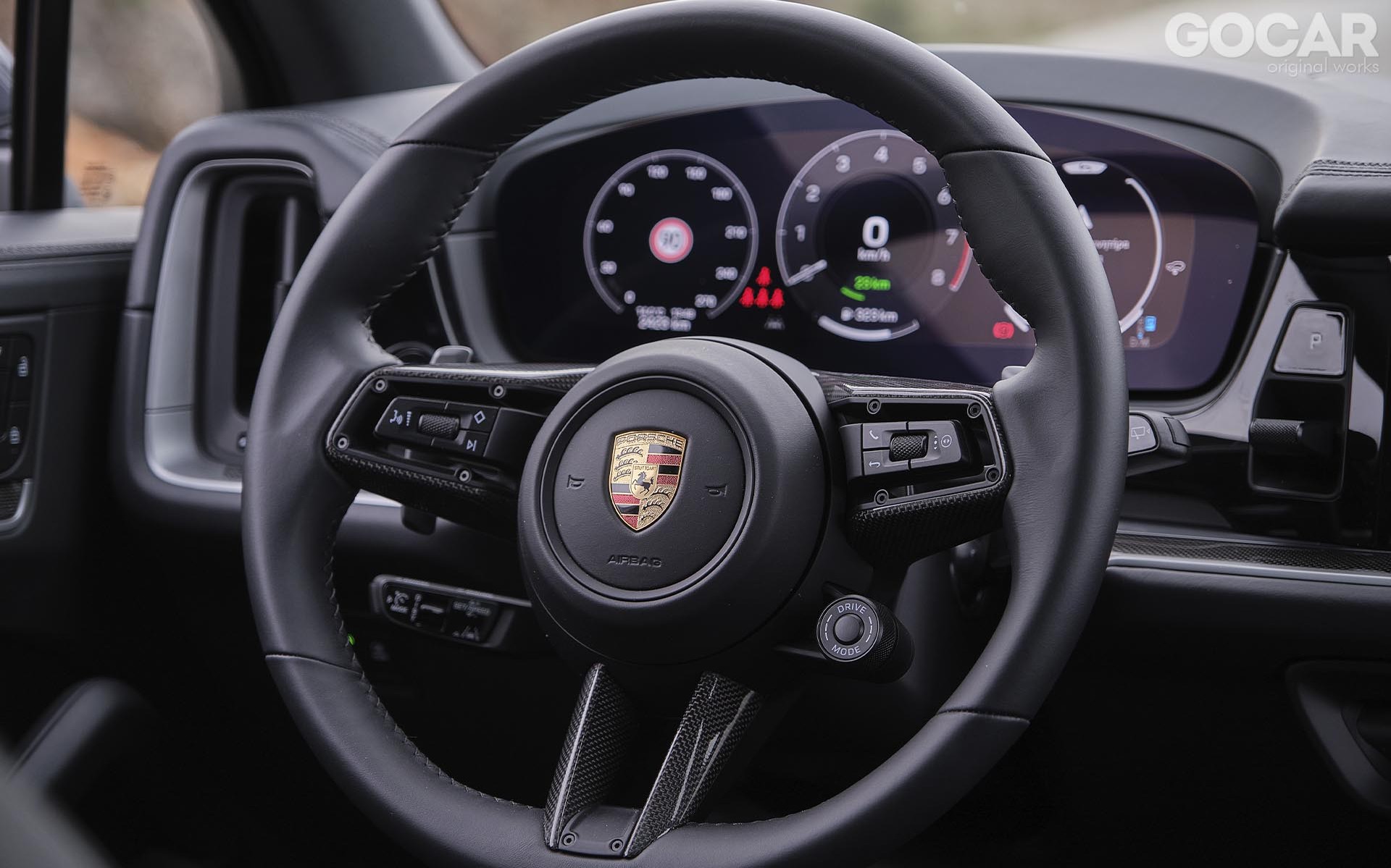 Στην Ελλάδα η Porsche των 200.000 ευρώ που καίει 1,7 lt βενζίνης στα 100 km