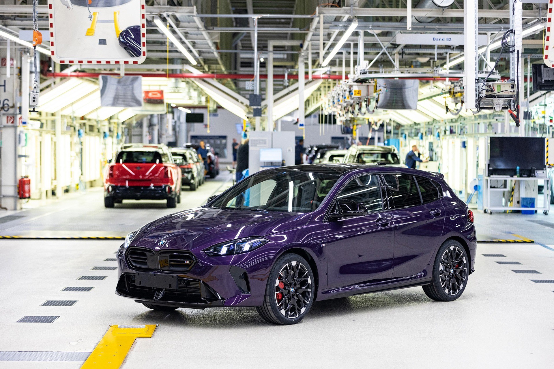 Πού κατασκευάζεται η νέα BMW Σειρά 1 - Τι ξεχωριστό έχει το εργοστάσιο;