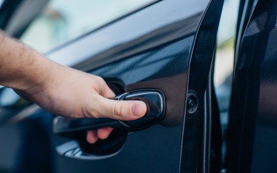 Η μέθοδος «Game Boy» που κάνει θραύση στις κλοπές αυτοκινήτων [video] 