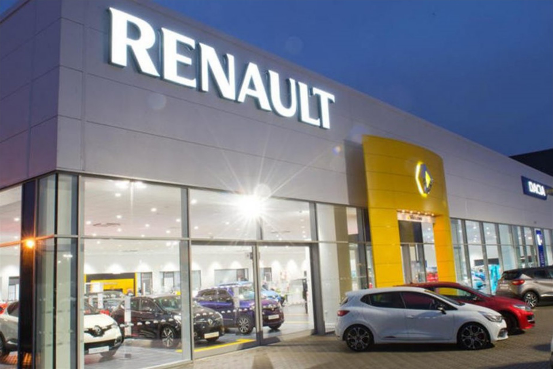 Τι δίνει δωρεάν η Renault αυτό το καλοκαίρι στην Ελλάδα  