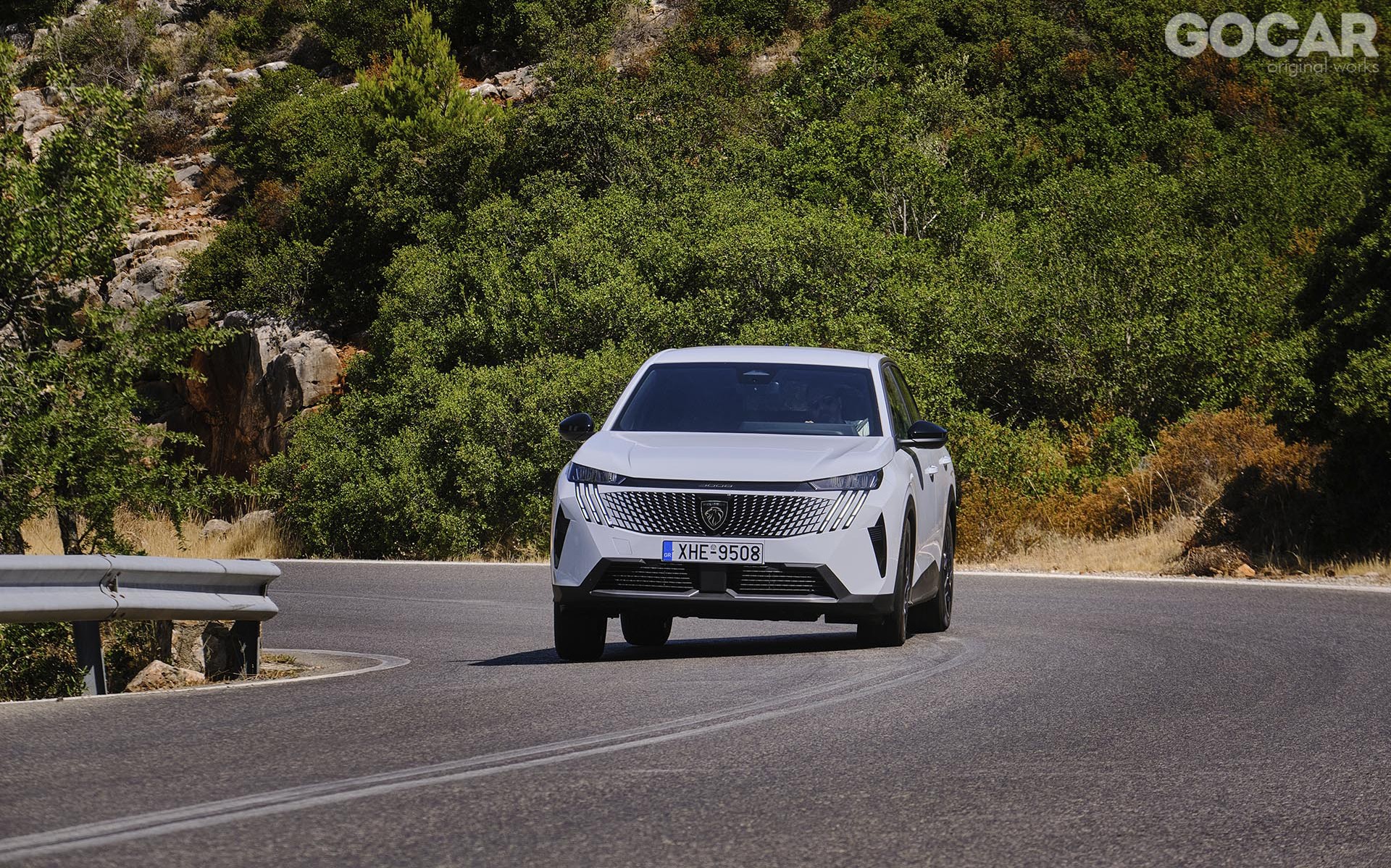 Τα 5 πράγματα που πρέπει να ξέρεις για το νέο Peugeot 3008