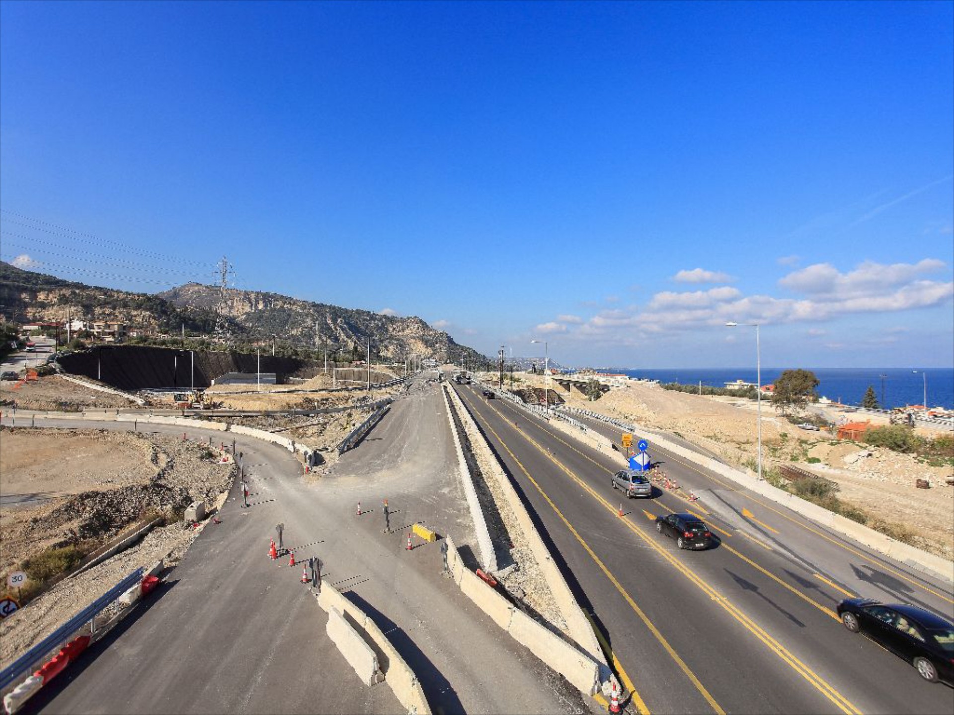 Πόσοι άνθρωποι χρειάζονται για την κατασκευή ενός νέου δρόμου στην Ελλάδα;