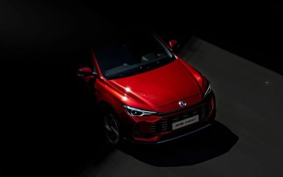 Νέο MG ZS: To ισχυρότερο υβριδικό B-SUV - Με 195 ίππους