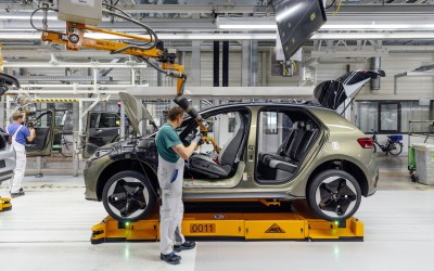 Κλείνουν εργοστάσια της Volkswagen στη Γερμανία - Χασούρα 10 δις από τα ηλεκτρικά 