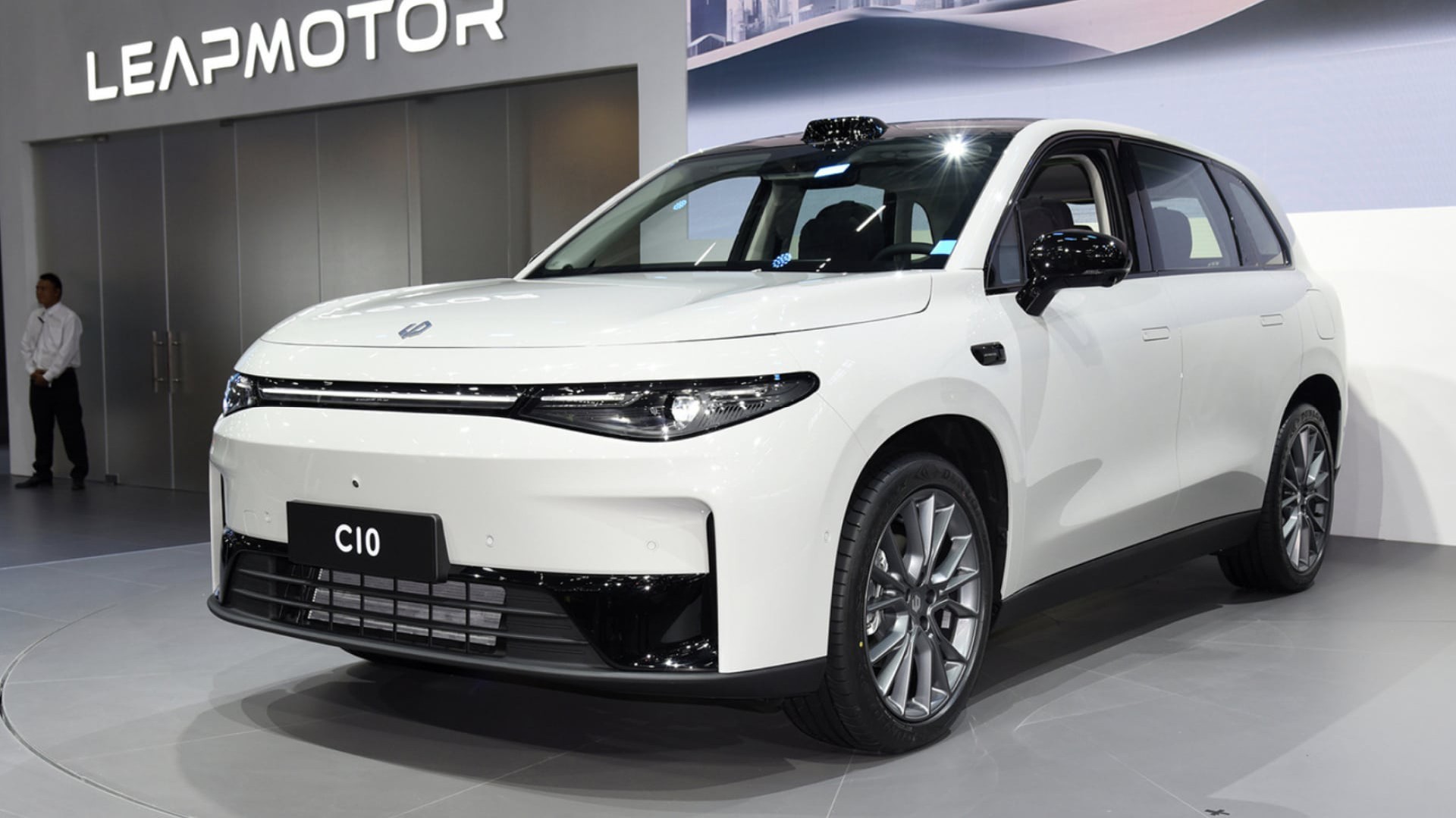 Επίσημο: Στην Ελλάδα η κινεζική μάρκα Leapmotor – Ποια αυτοκίνητα φέρνει 