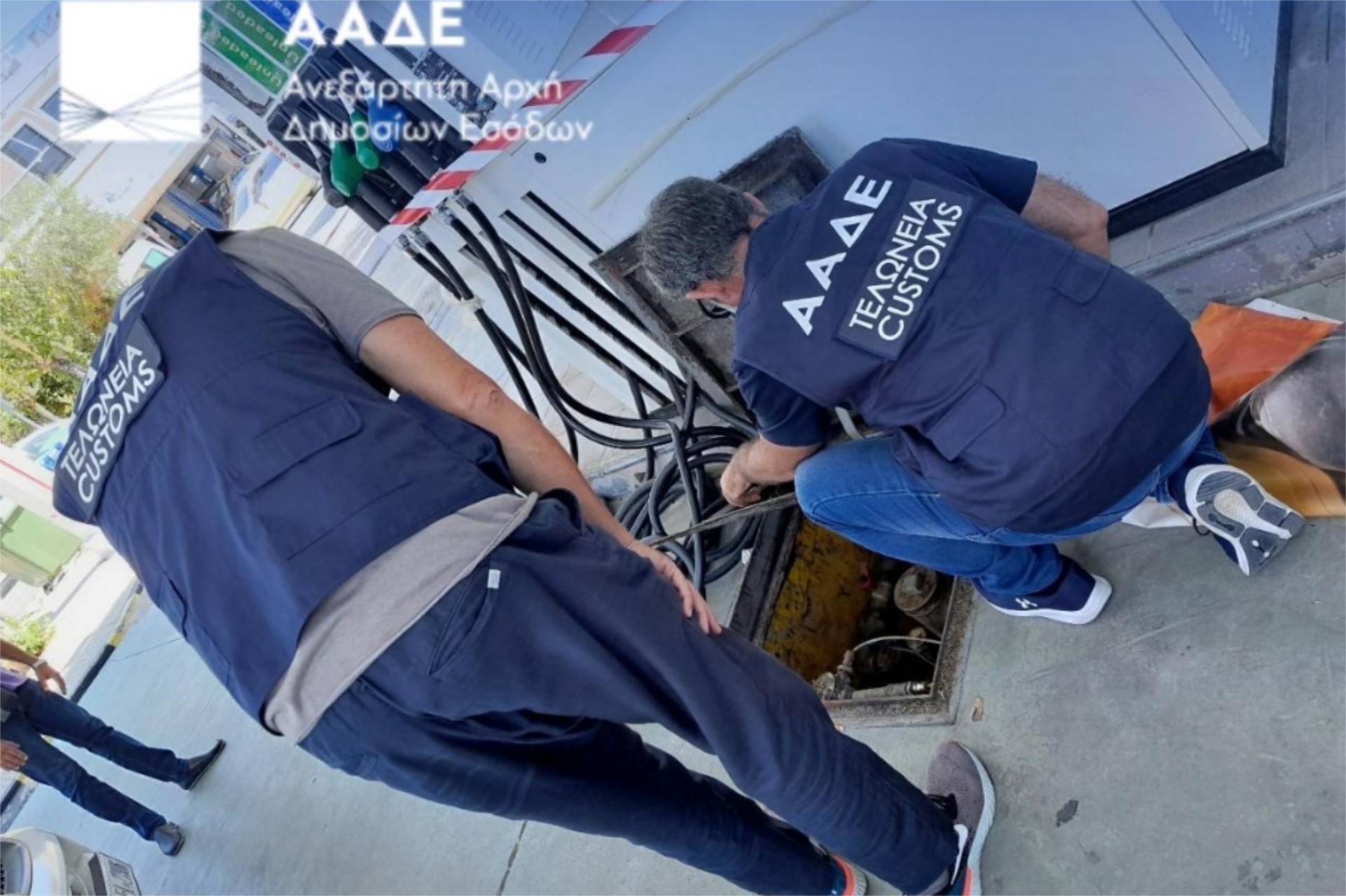 ΑΑΔΕ: Άφωνοι οι ελεγκτές με πρατήριο – Δείτε τι πούλαγε στους οδηγούς και που είναι