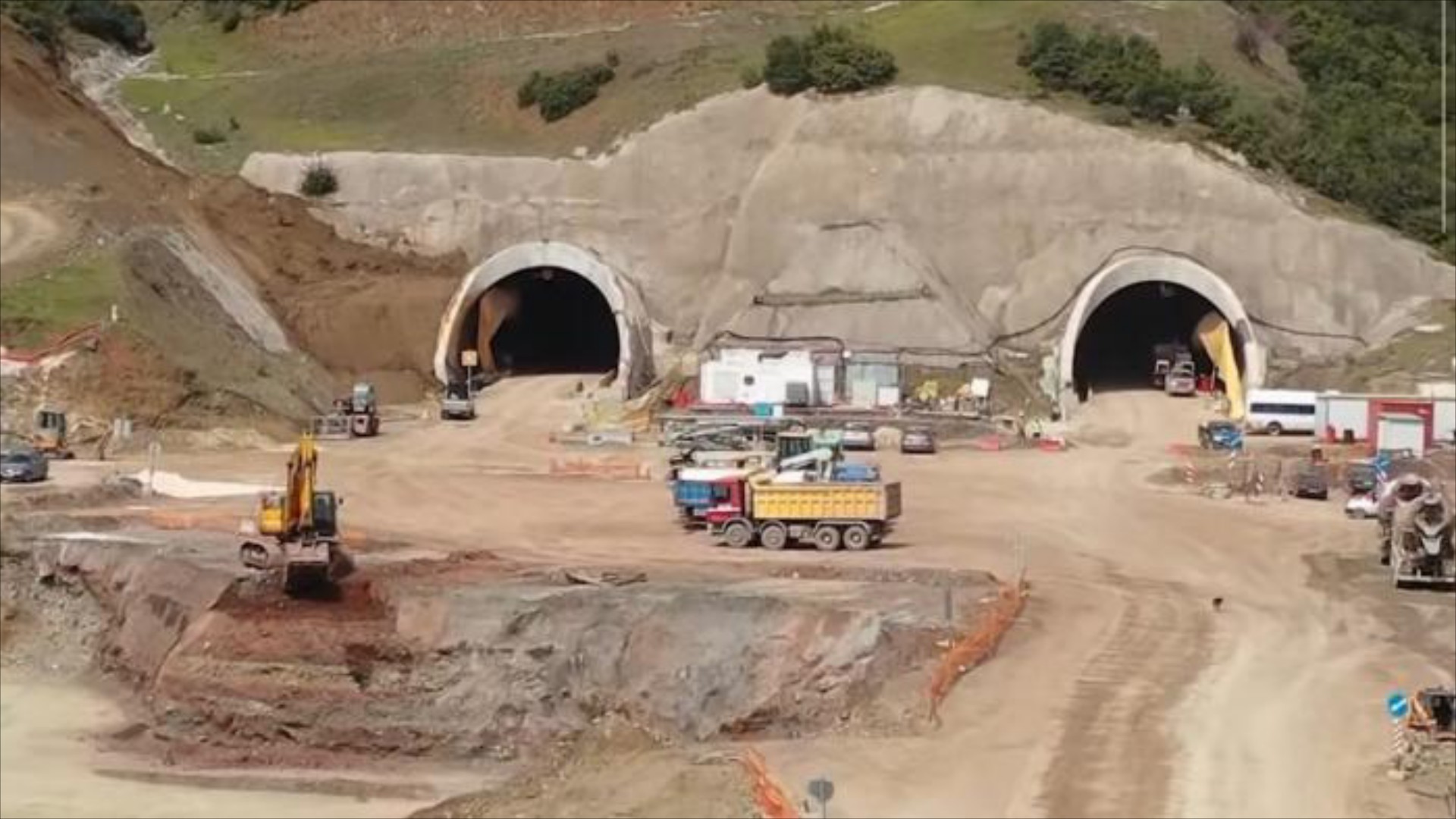 Ελλάδα: Ο νέος δρόμος με τις δίδυμες σήραγγες - Θα συνδέει 4 μεγάλους αυτοκινητόδρομους