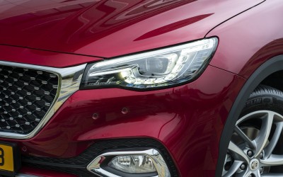 MG: Ποιο SUV έχει έκπτωση 5.500 ευρώ στην Ελλάδα – Καίει 1,8 lt/100km – Η τιμή του