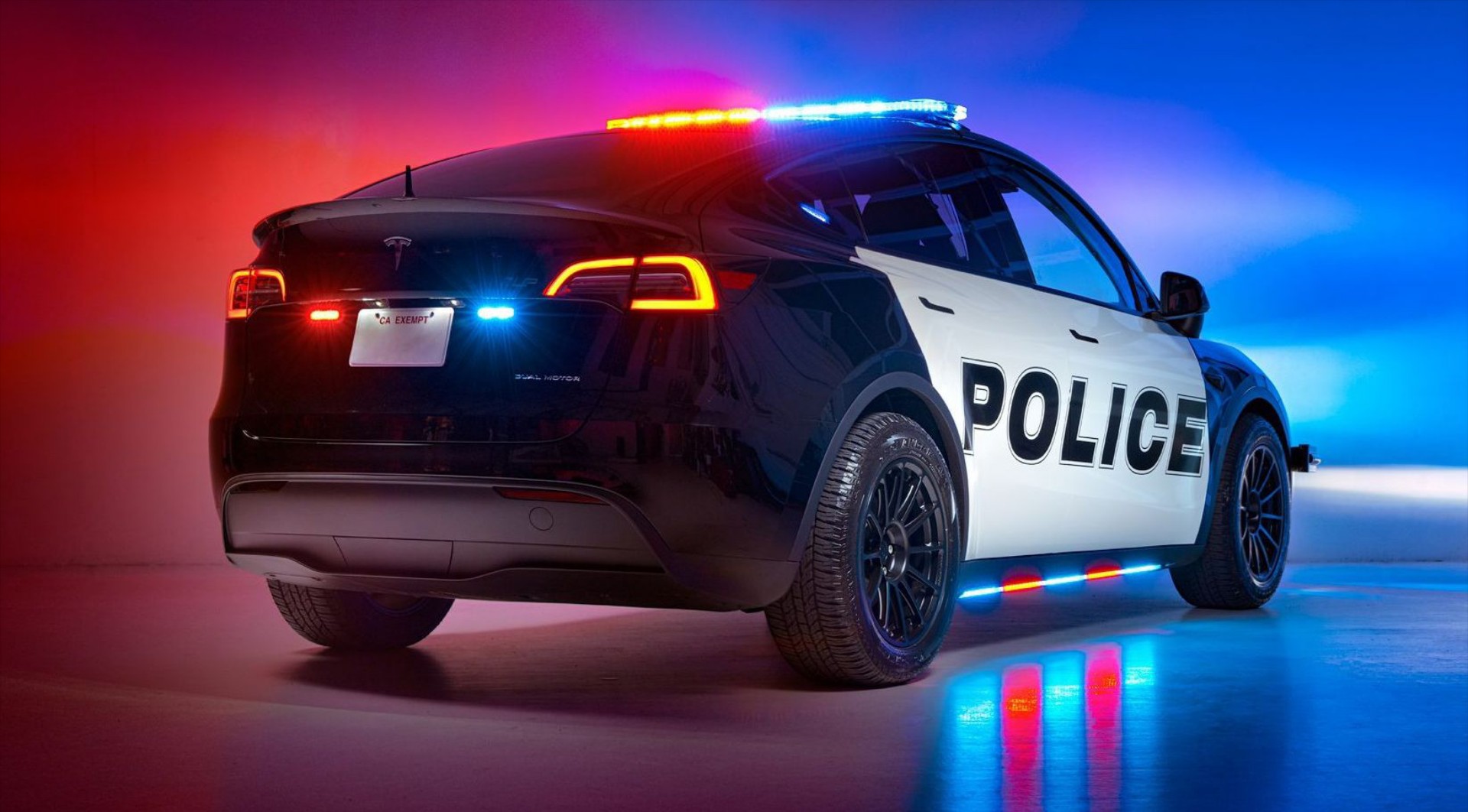 Τα Tesla είναι σχεδόν… άχρηστα - H Αστυνομία της Καλιφόρνια πήρε θέση