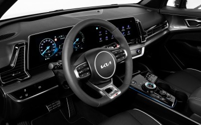Το τετρακίνητο SUV της Kia που καίει 2 ευρώ βενζίνη ανά 100 km - Τιμή στην Ελλάδα