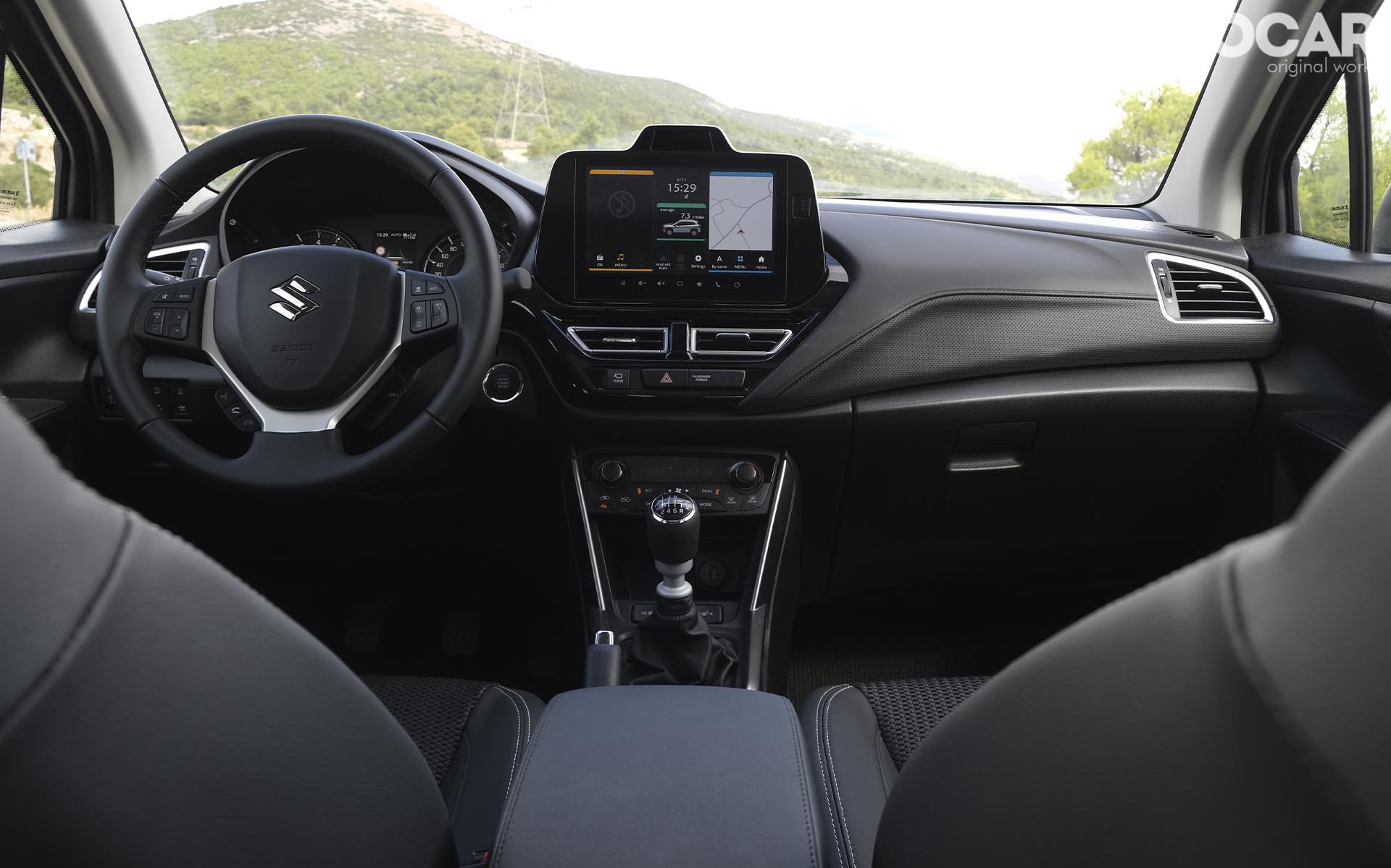 Το υβριδικό SUV της Suzuki που δεν πληρώνει Τέλη Κυκλοφορίας - Ποιο είναι;