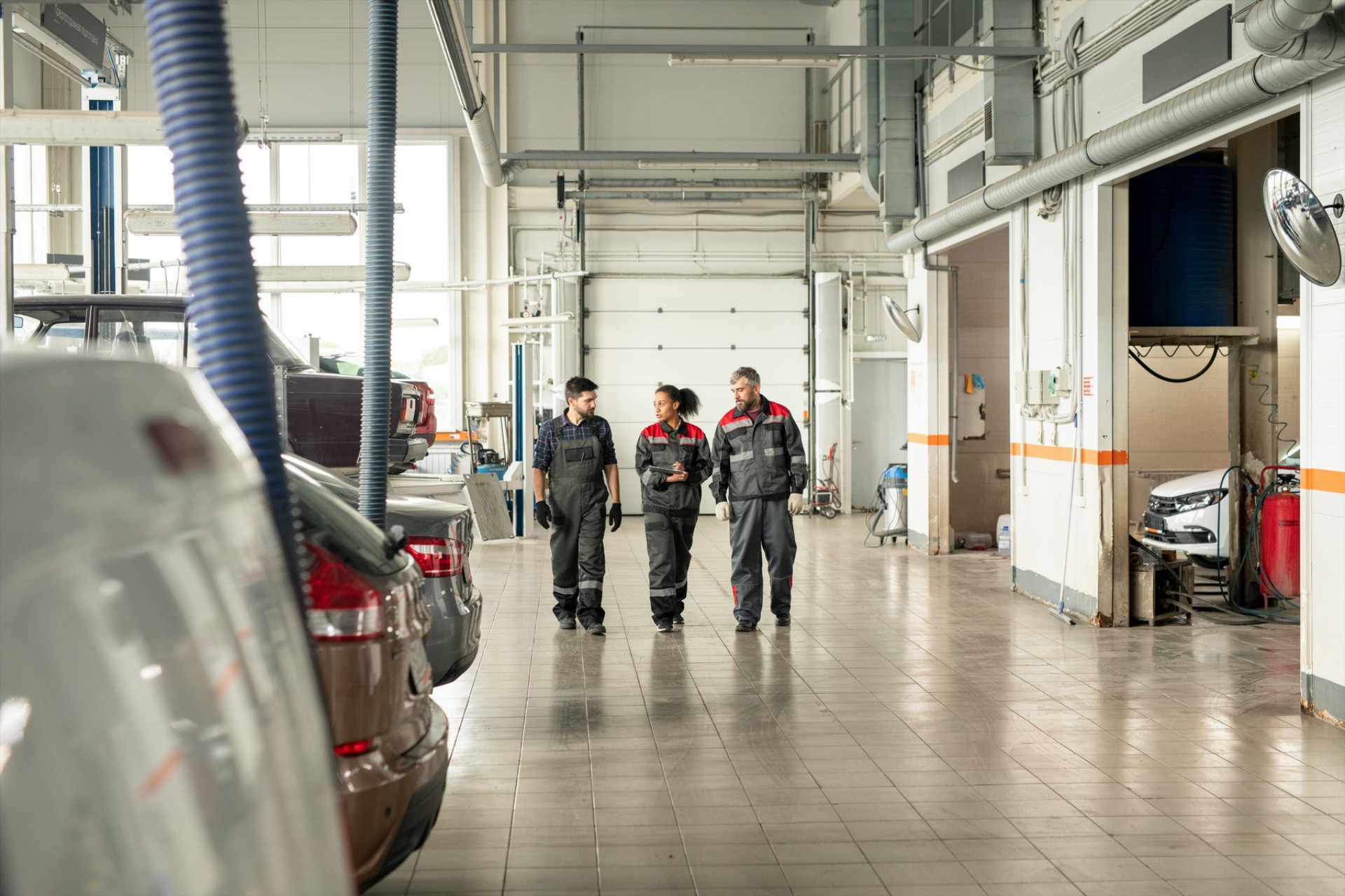 Τέλος τα κόλπα σε συνεργεία, πάρκινγκ και πλυντήρια - Η ΑΑΔΕ έφερε τον Big Brother στην Ελλάδα