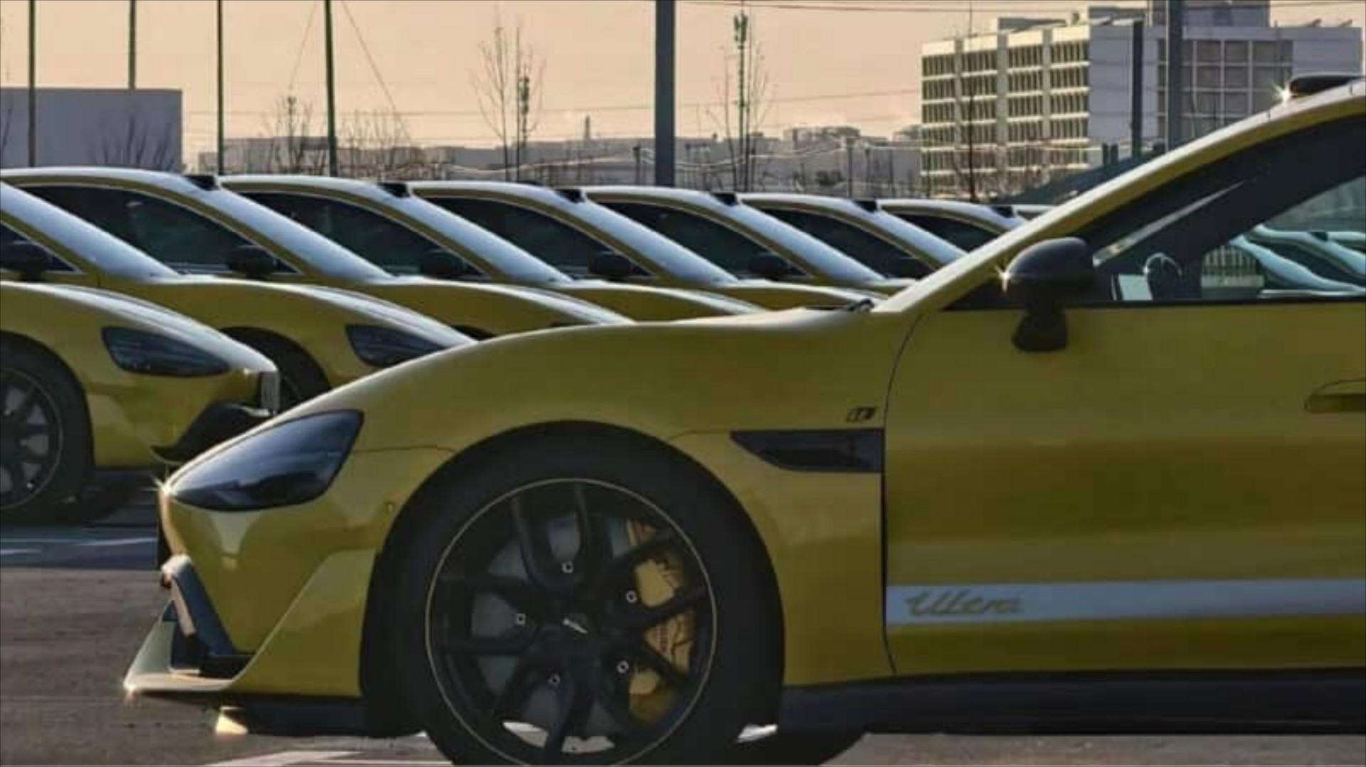 Xiaomi: Ξεκίνησαν οι πωλήσεις του αντιπάλου της Porsche – Με έκπτωση 35.000 ευρώ!