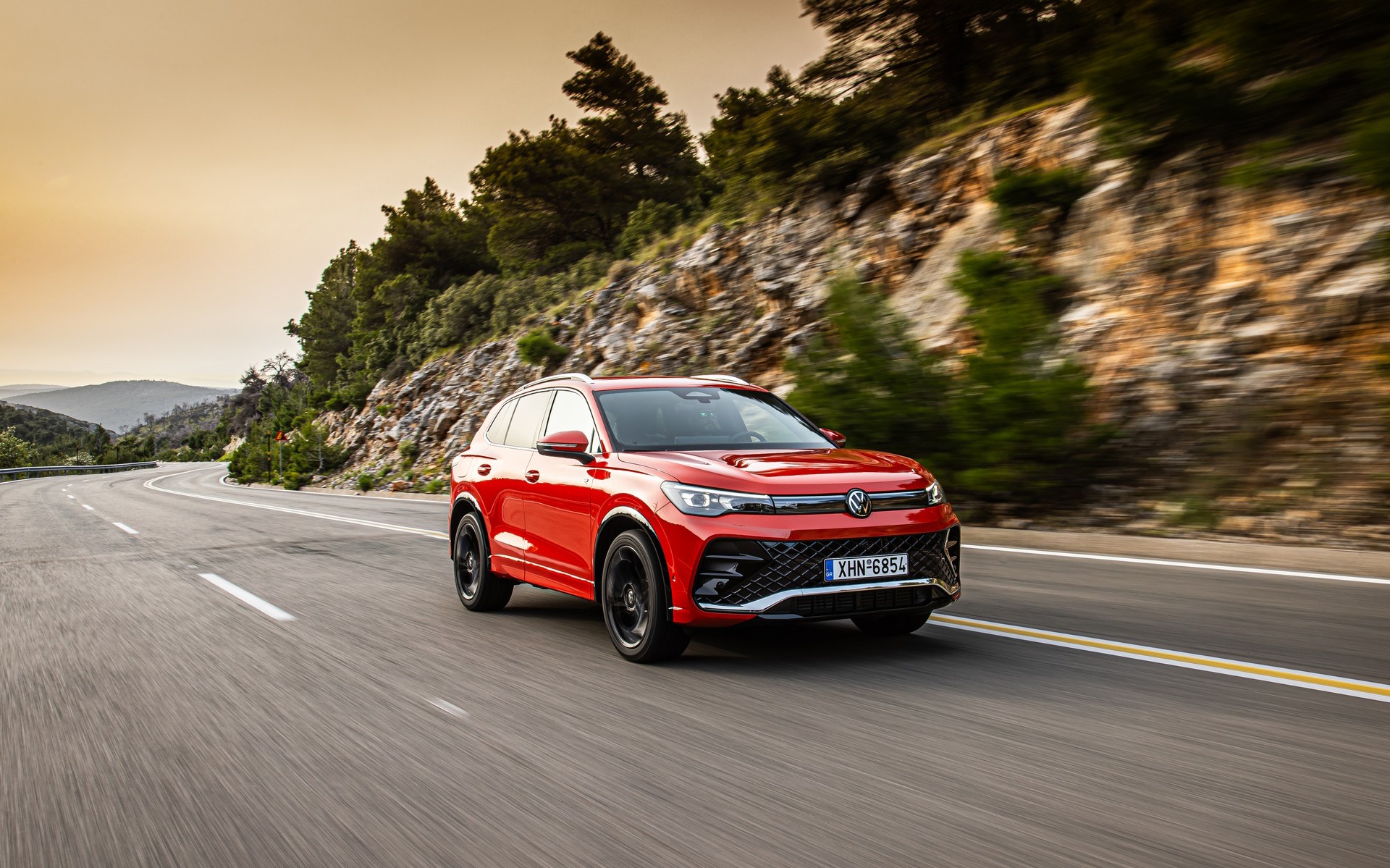 Volkswagen Tiguan eHybrid: Κάναμε 159 km με 0,5 lt βενζίνη – Πραγματική δοκιμή