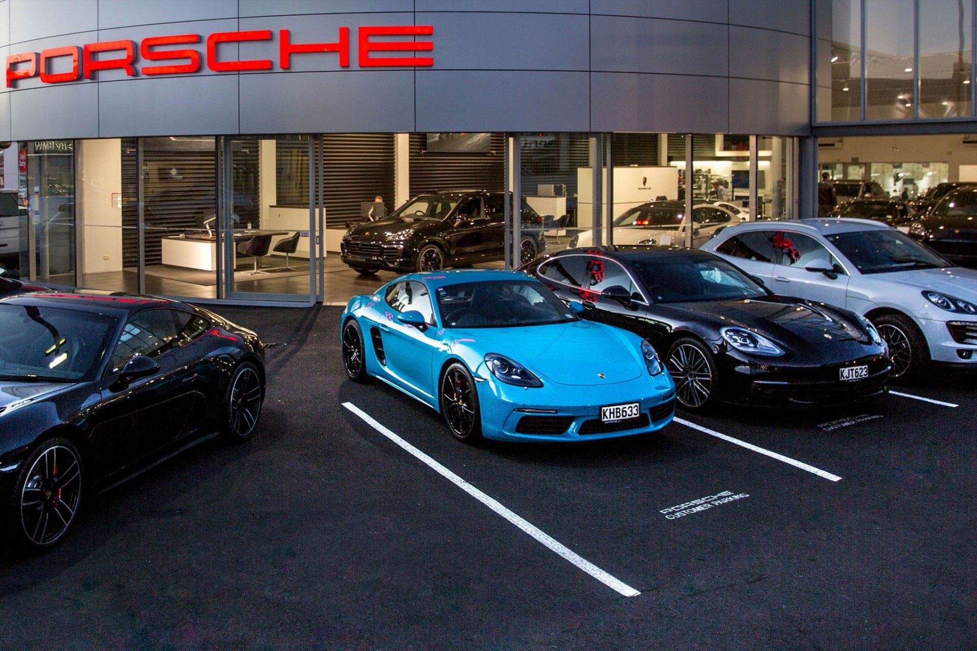 Η μεγάλη επιτυχία της Porsche – 3 στους 10 αγοράζουν το αυτοκίνητο των 86.710 ευρώ