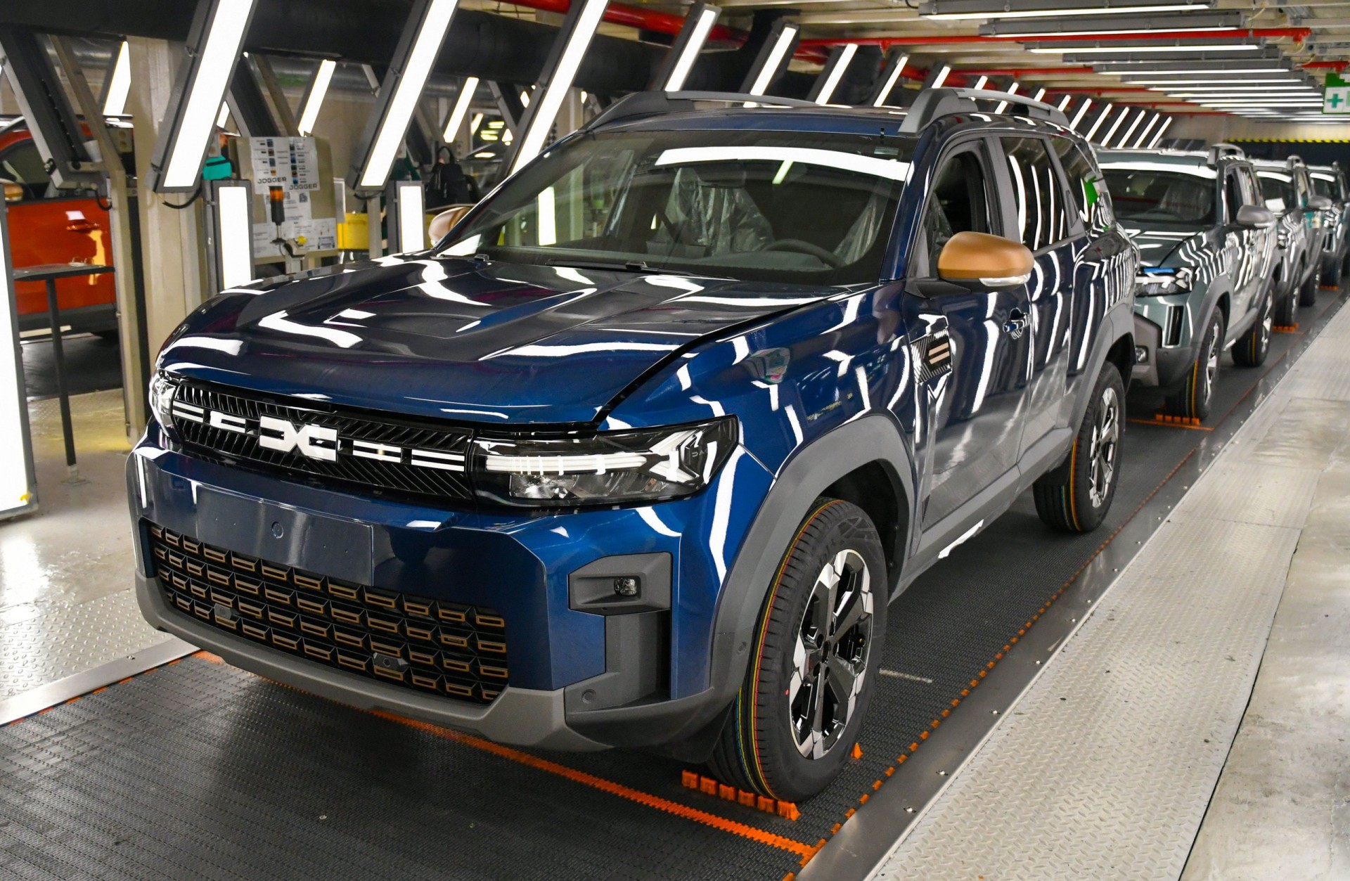 H Dacia σπάει όλα τα ρεκόρ – Φτιάχνει ένα αυτοκίνητο κάθε 55 δευτερόλεπτα