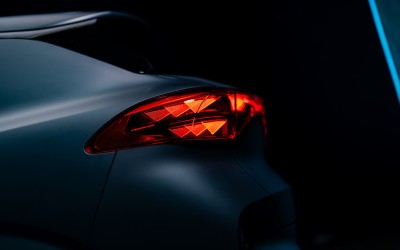 2.000 ευρώ φθηνότερο το σπορ υβριδικό SUV! Είναι από τα καλύτερα της αγοράς