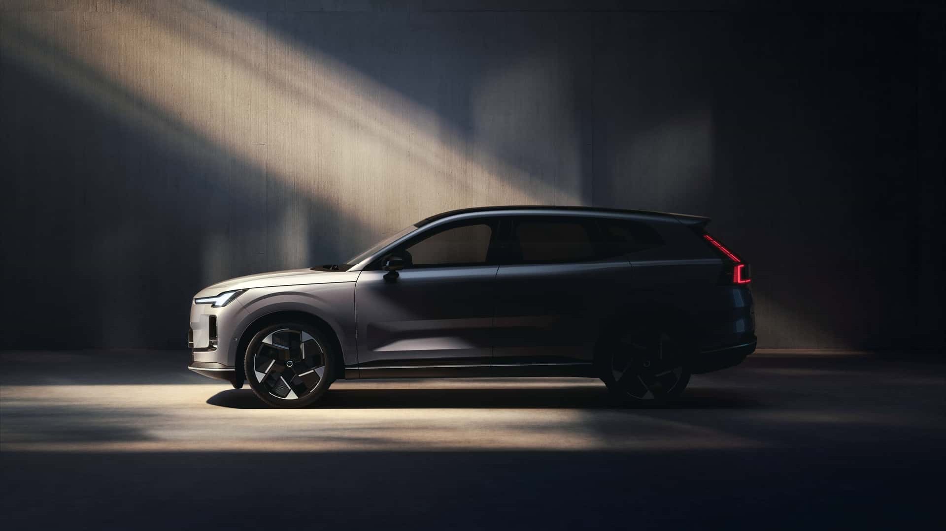 Αυτό είναι το κορυφαίο SUV της Volvo – Είναι PHEV με αυτονομία 200 km 