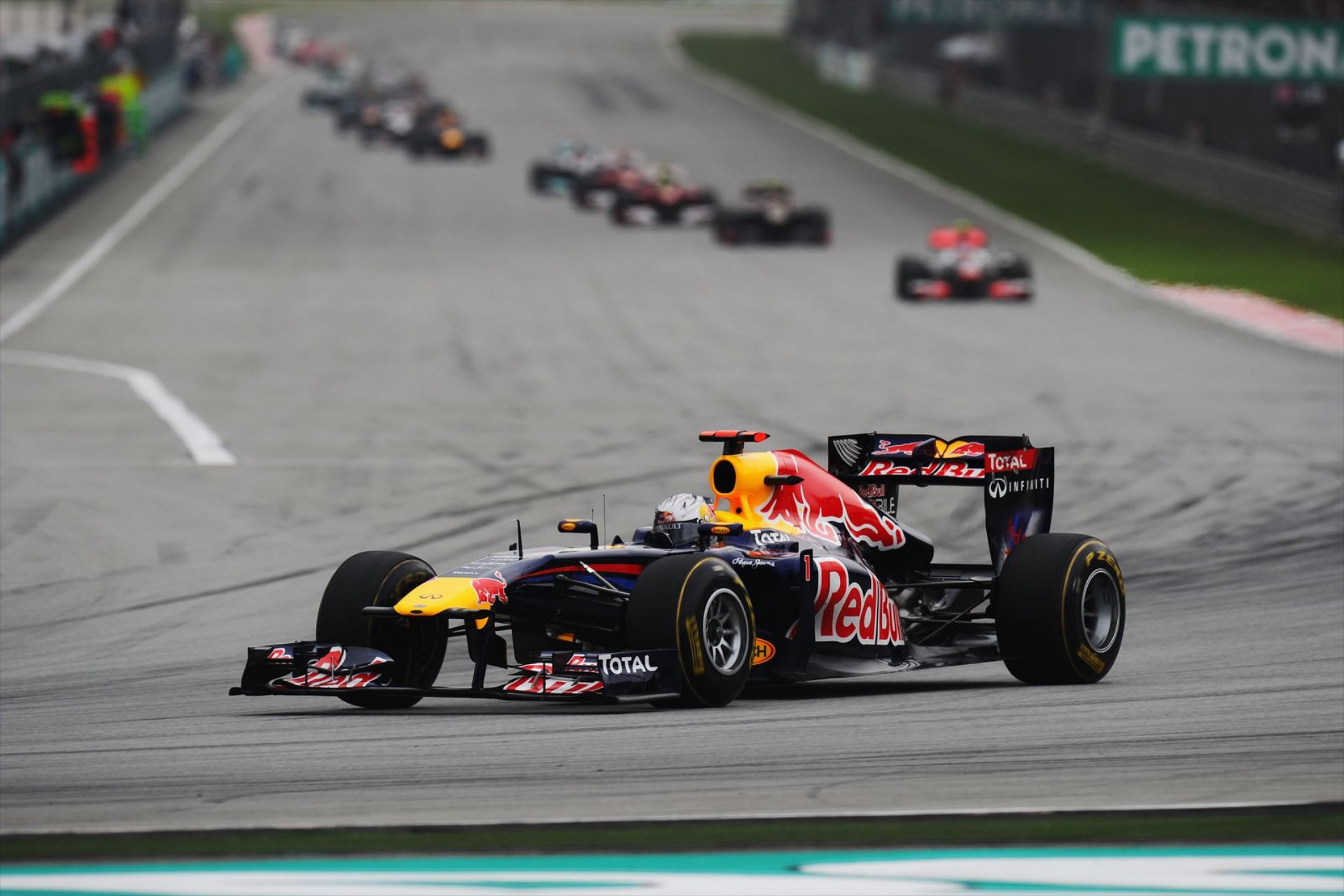F1: Μεγάλη προσοχή στις Ferrari και McLaren