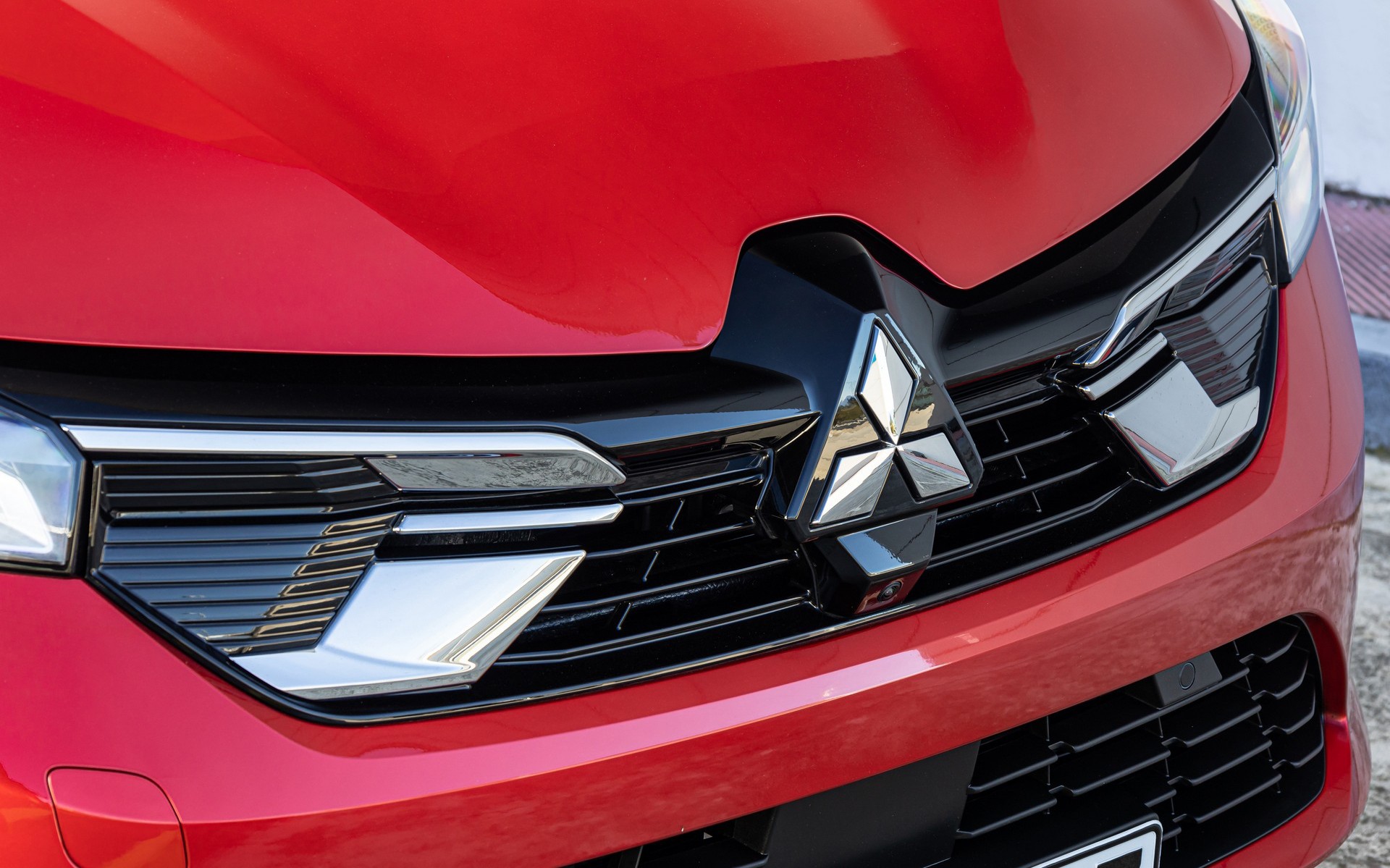 Το επόμενο Mitsubishi θα φτιαχτεί από την εταιρεία πίσω από το iPhone