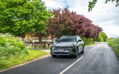 Έφτασε το νέο SUV της Toyota με εγγύηση 1.000.000 km – Η πρώτη τιμή