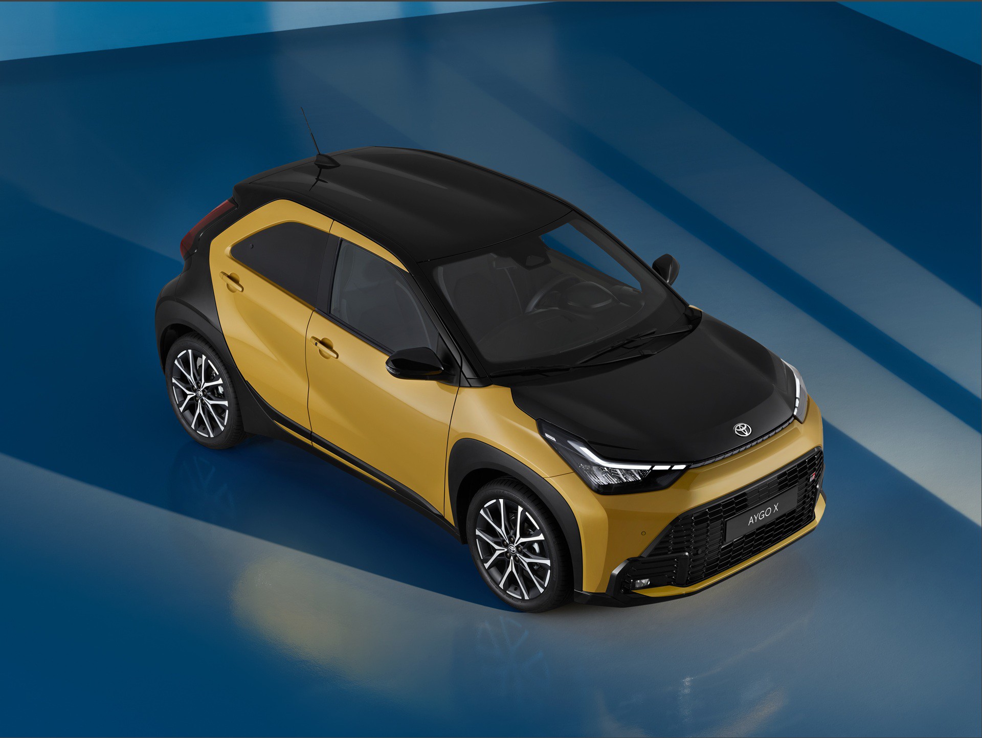 Το Toyota Aygo X είναι τo μικρότερο πλήρως υβριδικό αυτοκίνητο πόλης – Πότε έρχεται Ελλάδα