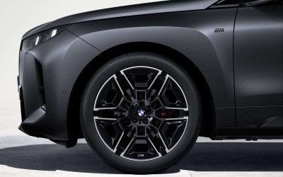 Η πρώτη BMW που δεν χρειάζεται ρεζέρβα - Έφτασε Ελλάδα [video]
