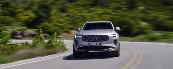 Δοκιμή Volvo XC90 T8 eAWD: The last dance