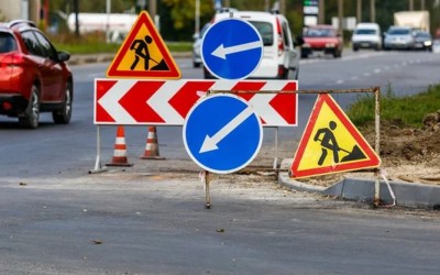 Τέλος οι προχειροδουλειές στους δρόμους – Ο νέος ΚΟΚ προβλέπει πρόστιμο 1.500 ευρώ στα συνεργεία