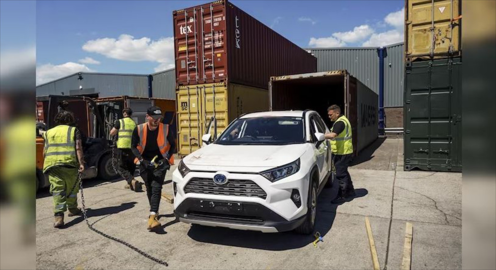 Βρήκαν τα κλεμμένα Toyota μέσα σε κοντέινερ - Πως βγάζουν εκατ. ευρώ