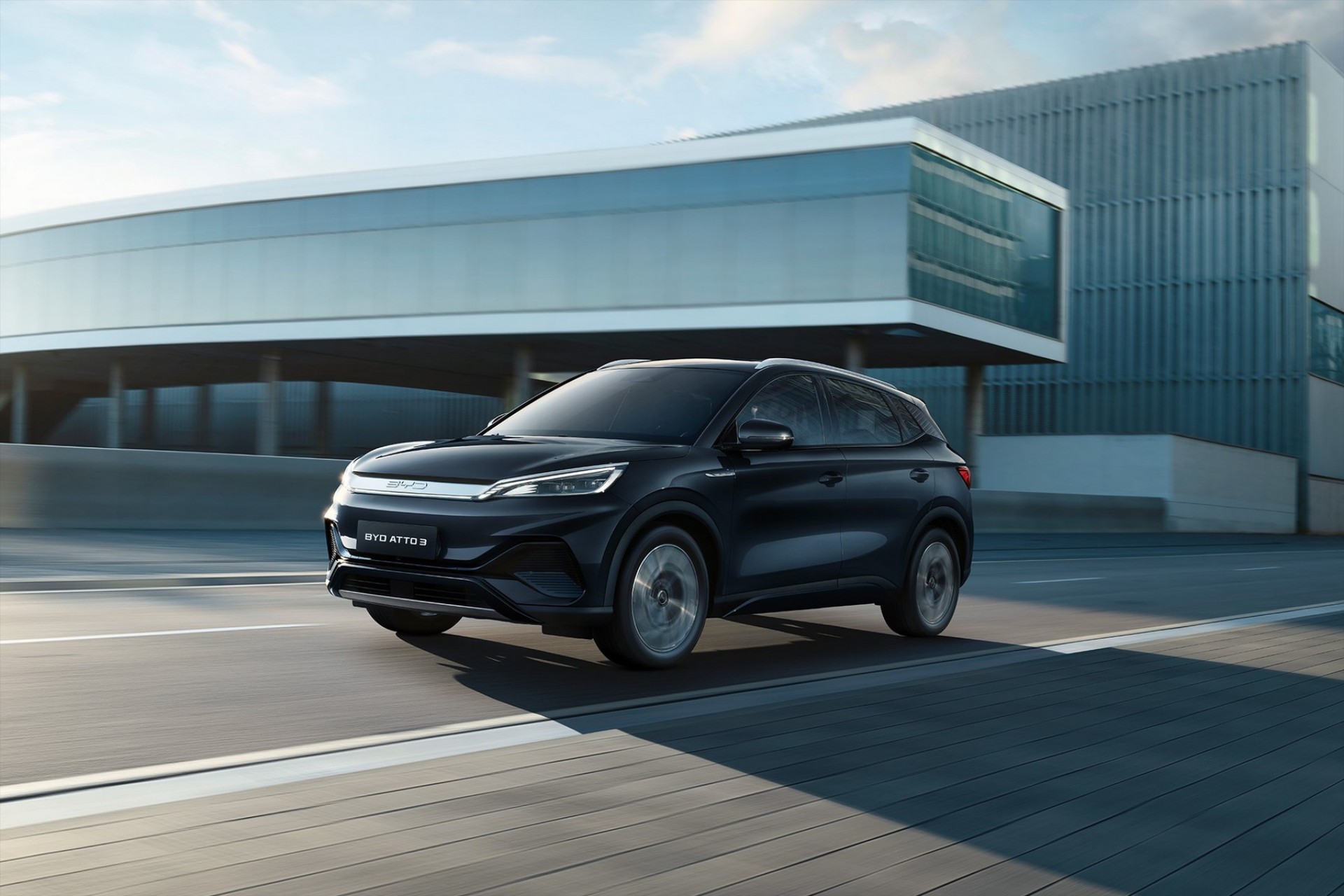 Έφτασε Ελλάδα το νέο BYD ΑΤΤΟ 3 – Με πρώτη έκπτωση 4.000 ευρώ 