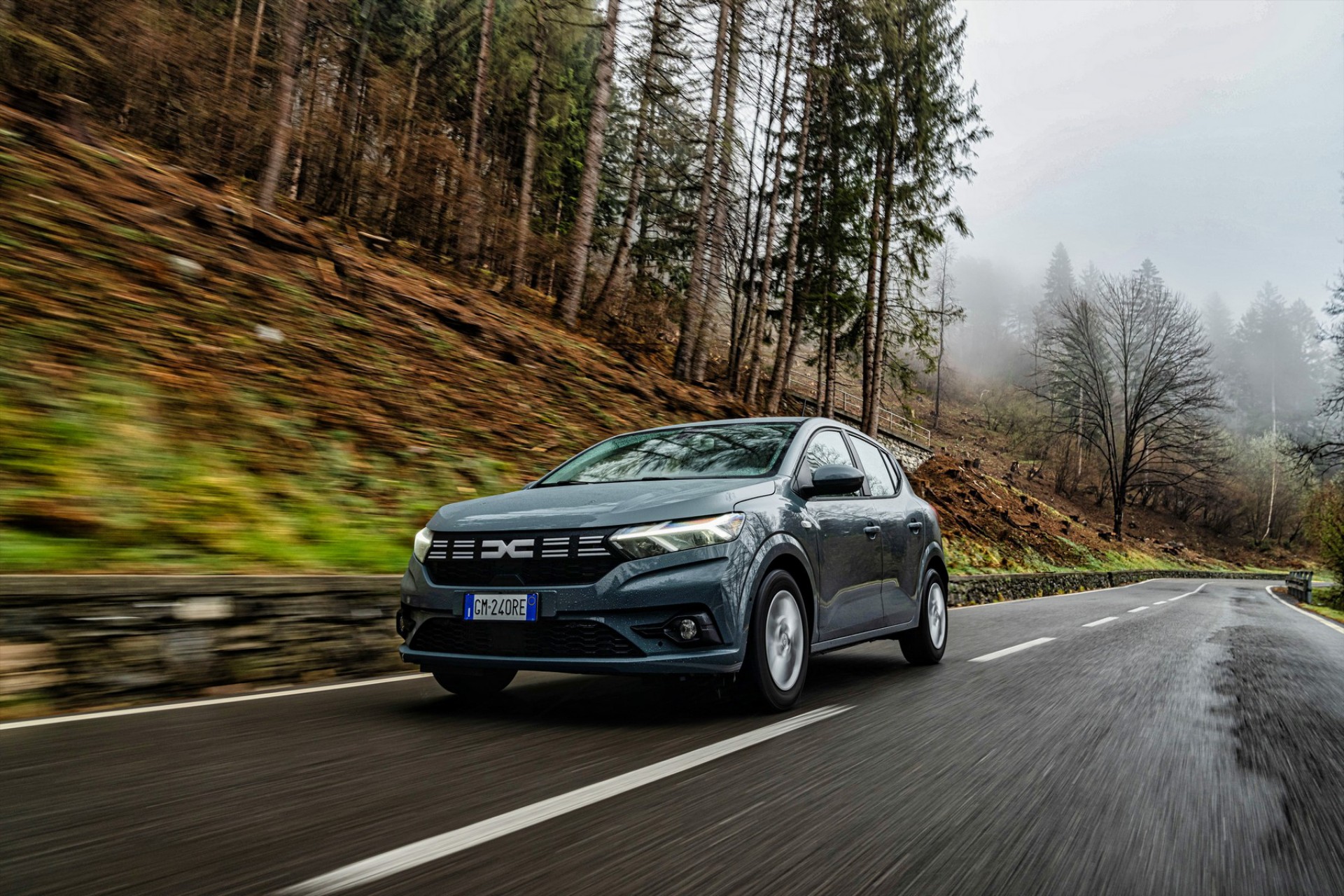Γιατί όλοι αγοράζουν το Dacia Sandero – Τι ξεχωριστό έχει; 