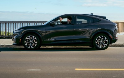 Ιδιοκτήτης Ford Mustang Mach-E έκανε 400.000 km σε 3 χρόνια – Πόση μπαταρία έχει απομείνει;