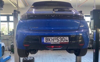 Ελλάδα: Peugeot 208 με 105.000 km δεν έχει αλλάξει τακάκια - Πώς γίνεται;