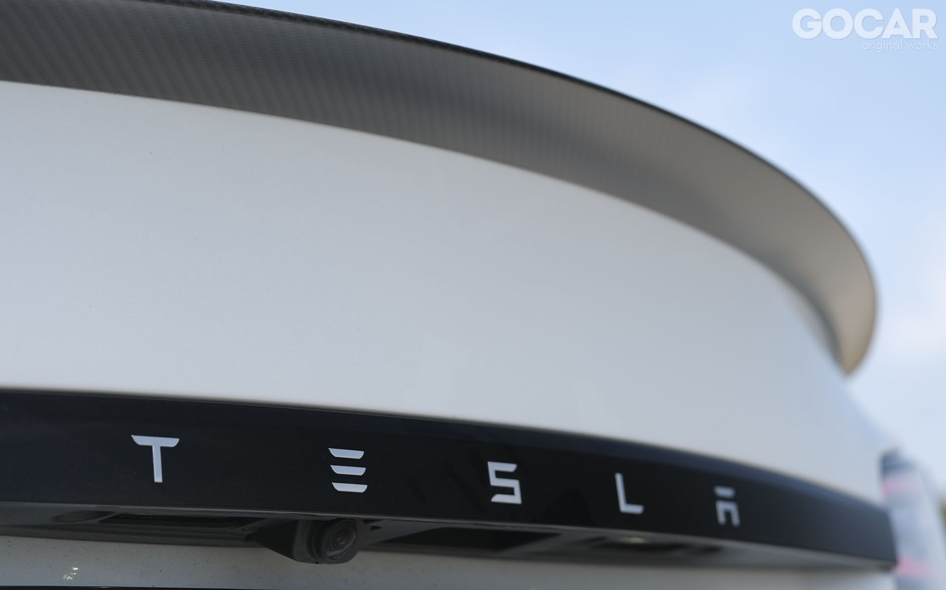 Η Tesla καταργεί δύο μοντέλα στην Ευρώπη