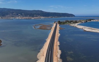 Αυτός είναι ο νέος δρόμος για Λευκάδα – Έχει όριο 90 km/h [video]