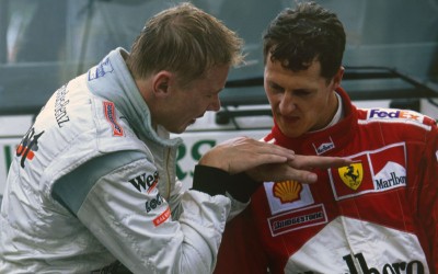 Η άγνωστη κουβέντα – Τι είπαν Hakkinen και Schumacher στην ιστορική φωτογραφία [video]