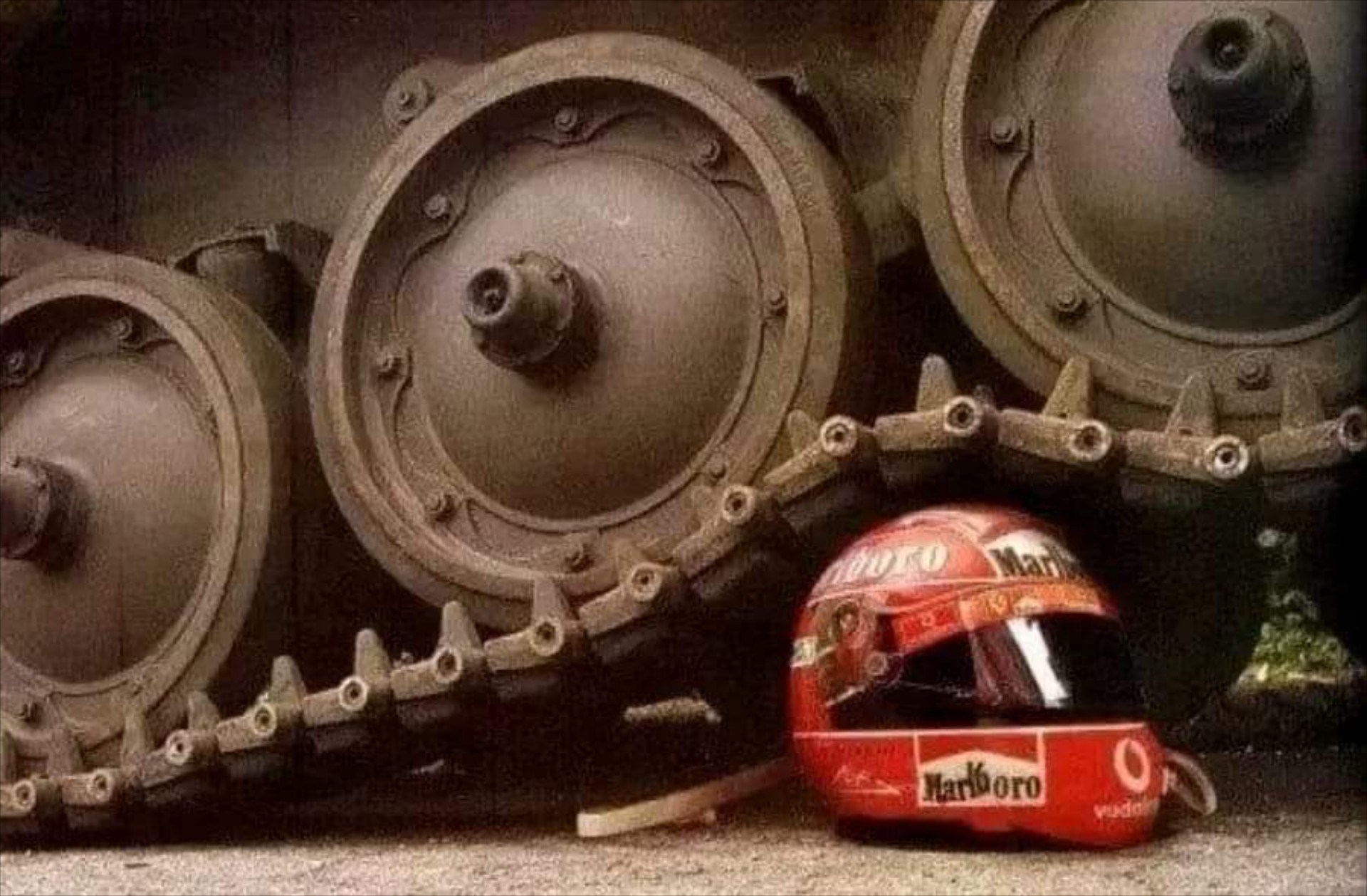 Όταν ένα τανκ πάτησε το κράνος του Michael Schumacher