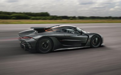 Video: Το hypercar που «έσβησε» τα ηλεκτρικά - Με περίπου 500 PS λιγότερους