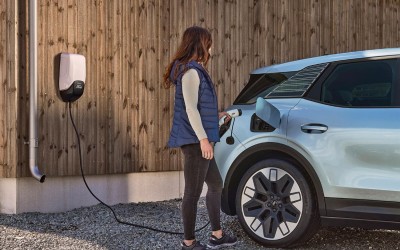 Η γειτονική χώρα που δίνει επιδότηση μέχρι 20.000 ευρώ για ηλεκτρικά αυτοκίνητα