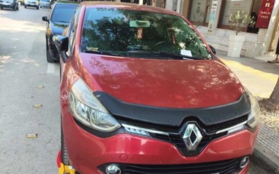 Τι είναι αυτό που βάζουν στα παρκαρισμένα αυτοκίνητα στη Θεσσαλονίκη;