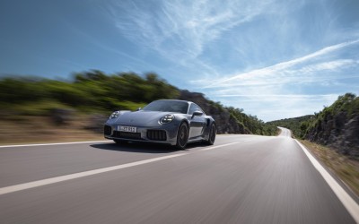 Στην Ελλάδα η ονειρική Porsche - Έχει τιμή 343.150 ευρώ