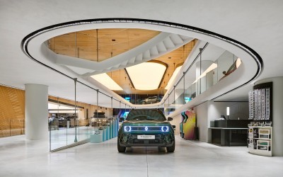 Η Renault έβαλε ατσάλινα διαμάντια στην ομορφότερη έκθεση