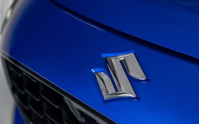 H Suzuki αλλάζει το σήμα μετά από 22 χρόνια