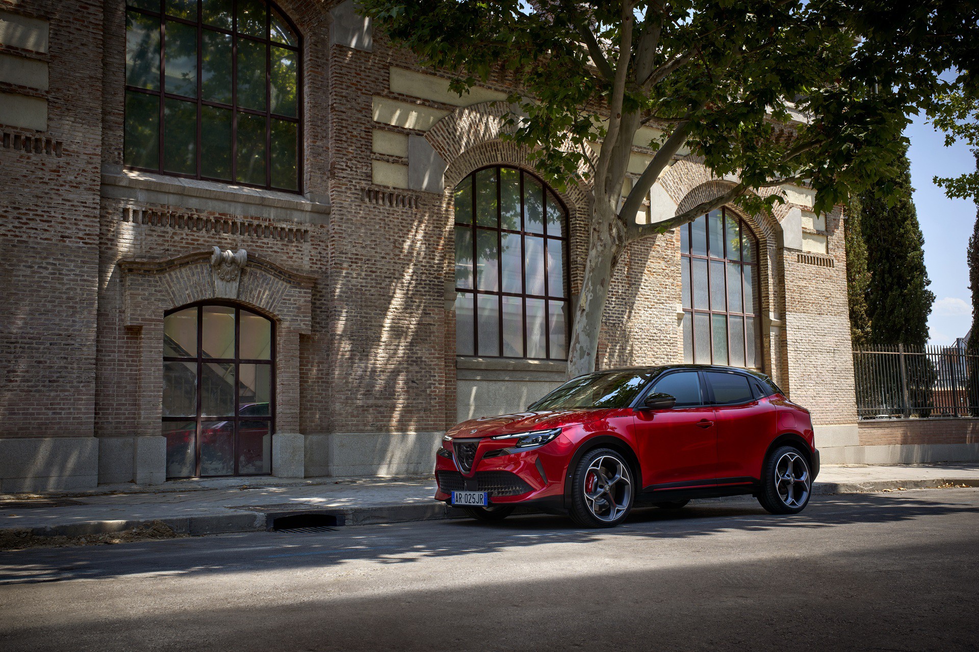 Σπάει τα ταμεία η νέα Alfa Romeo - Έχει πάνω από 50.000 παραγγελίες