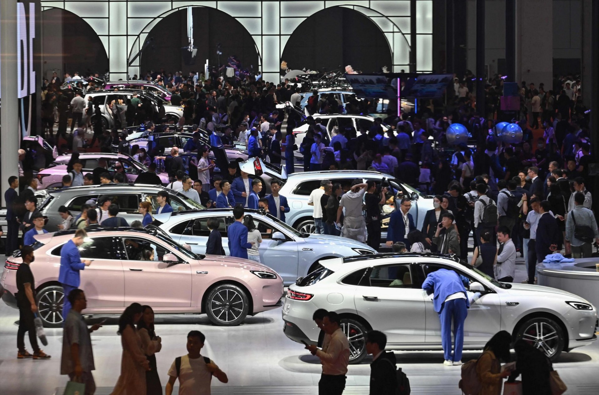 Τριπλάσιες πωλήσεις στην Ευρώπη, μέσα σε έναν χρόνο – Η μάρκα που έχει σαρώσει τα πάντα